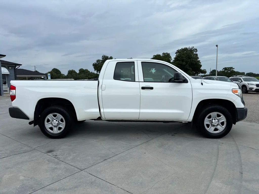 2016 Toyota Tundra - $11,495