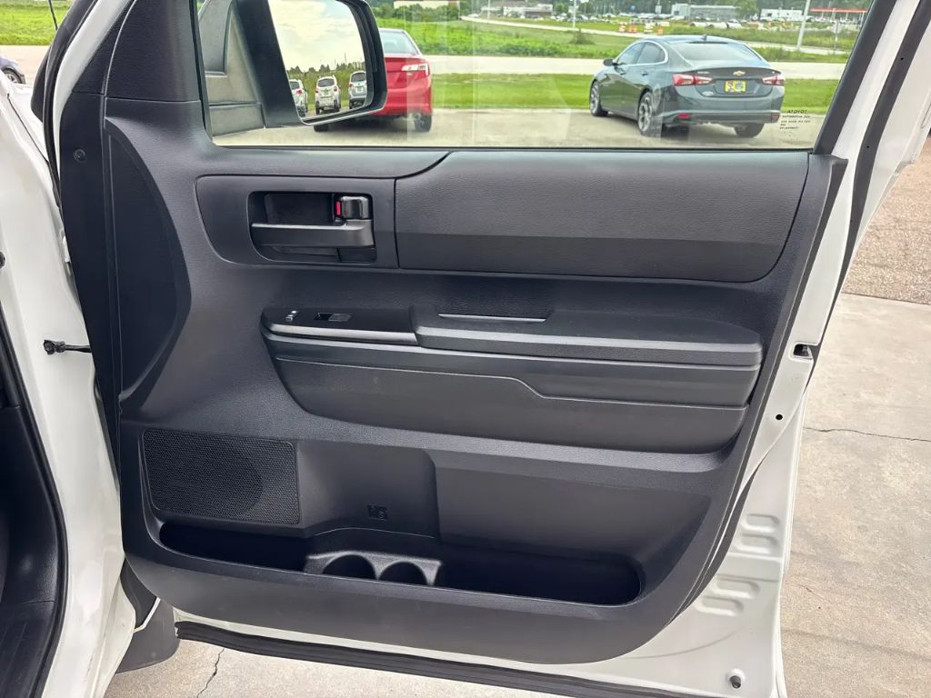 2016 Toyota Tundra - $11,495