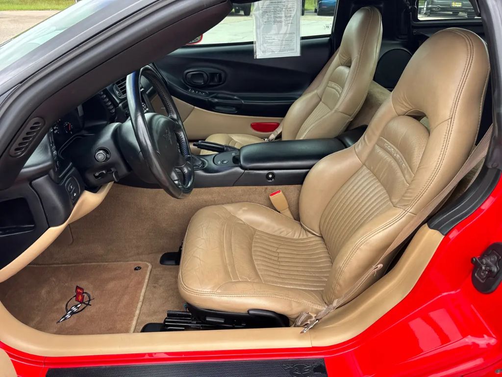 2003 Chevrolet Corvette - $16,995