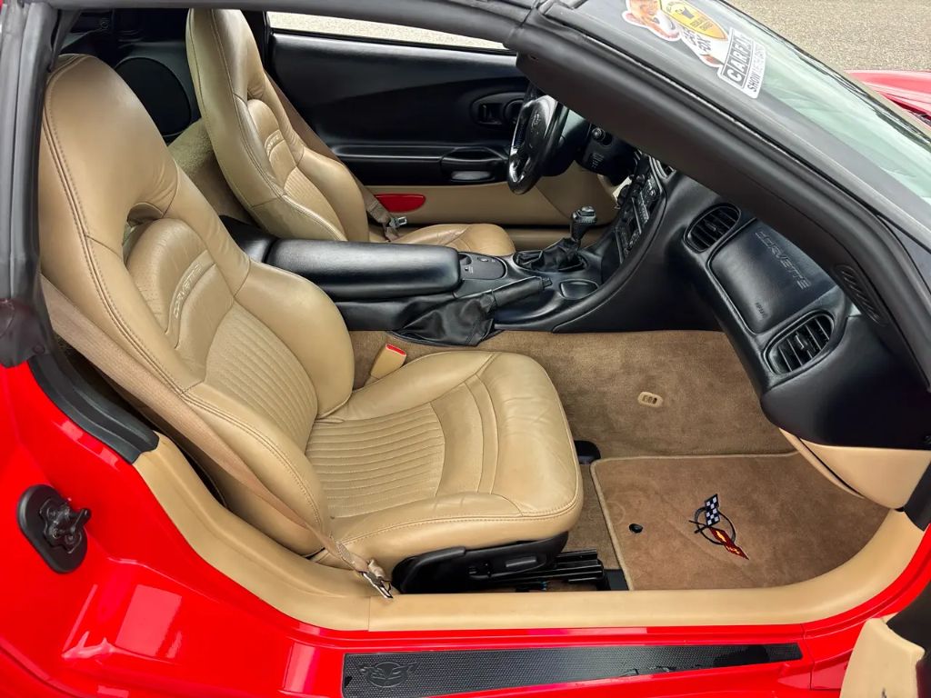 2003 Chevrolet Corvette - $16,995