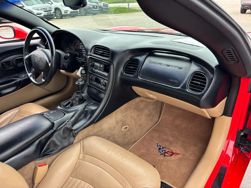 2003 Chevrolet Corvette - $16,995