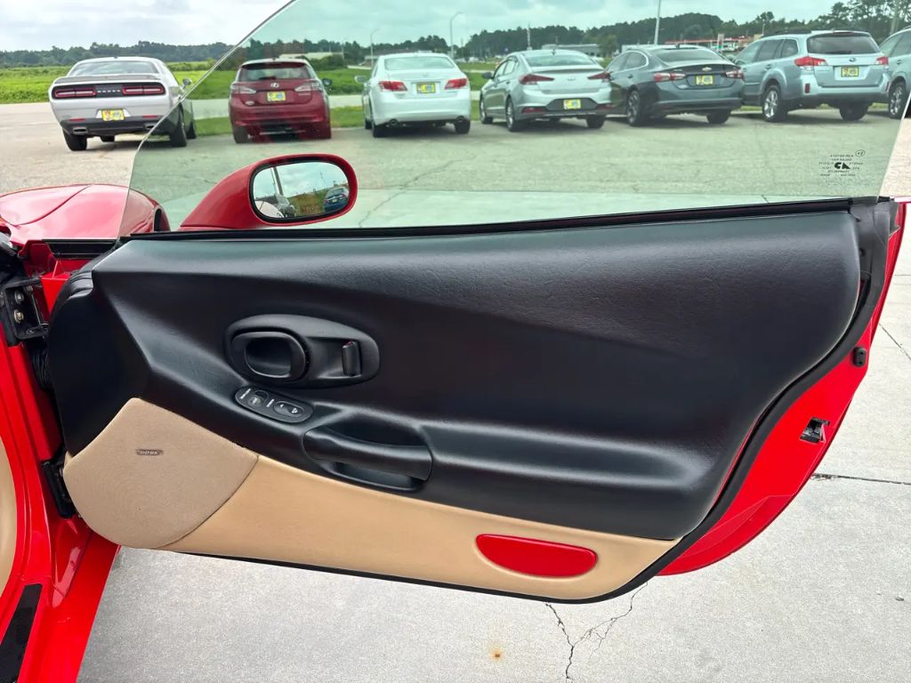 2003 Chevrolet Corvette - $16,995
