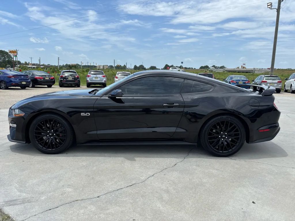 2019 Ford Mustang - $28,800