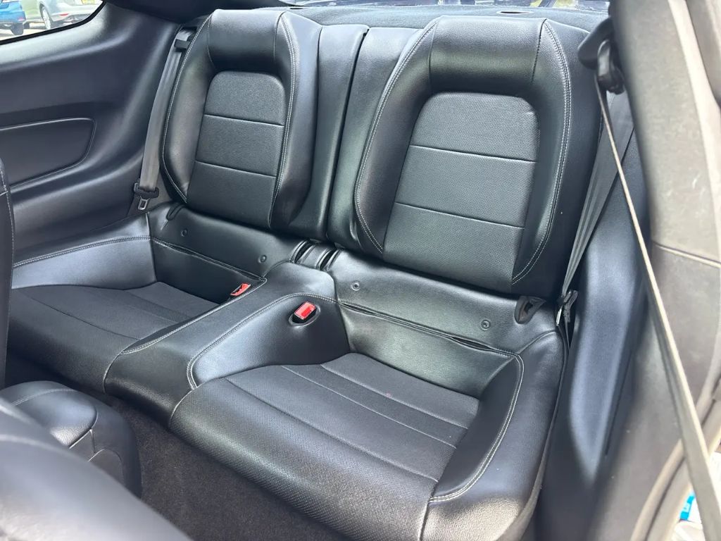 2019 Ford Mustang - $28,800