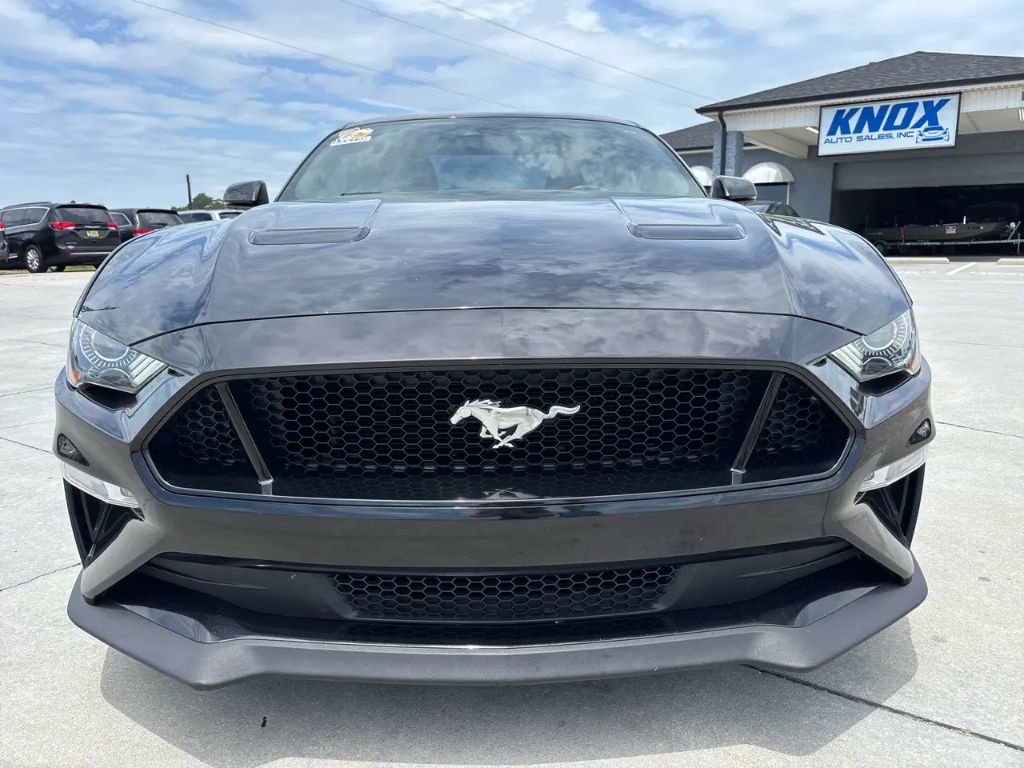 2019 Ford Mustang - $28,800