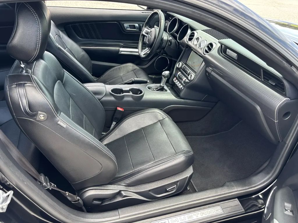 2019 Ford Mustang - $28,800