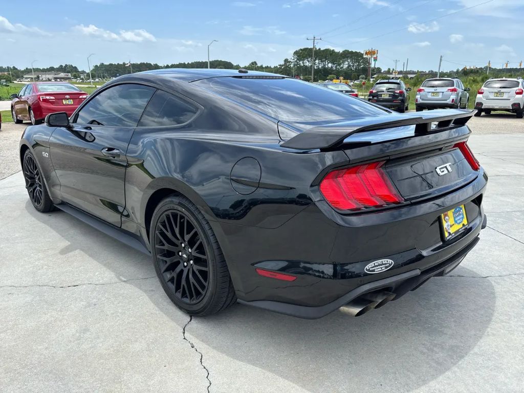 2019 Ford Mustang - $28,800