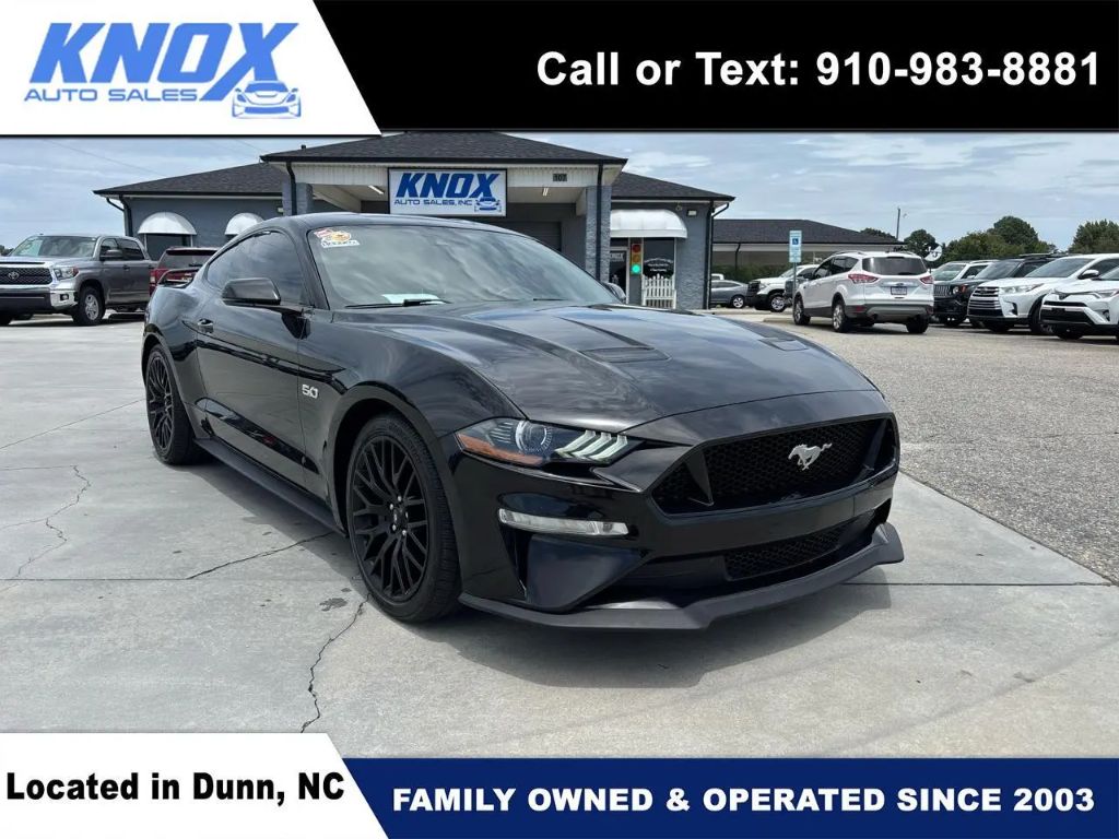 2019 Ford Mustang - $28,800