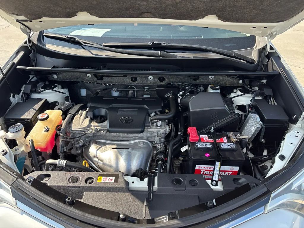 2018 Toyota RAV4 - $20,800