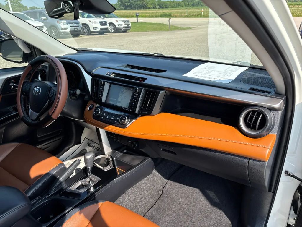 2018 Toyota RAV4 - $20,800