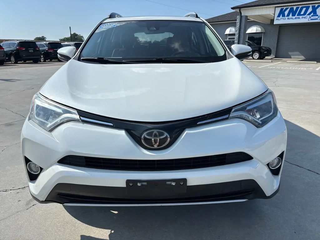 2018 Toyota RAV4 - $20,800
