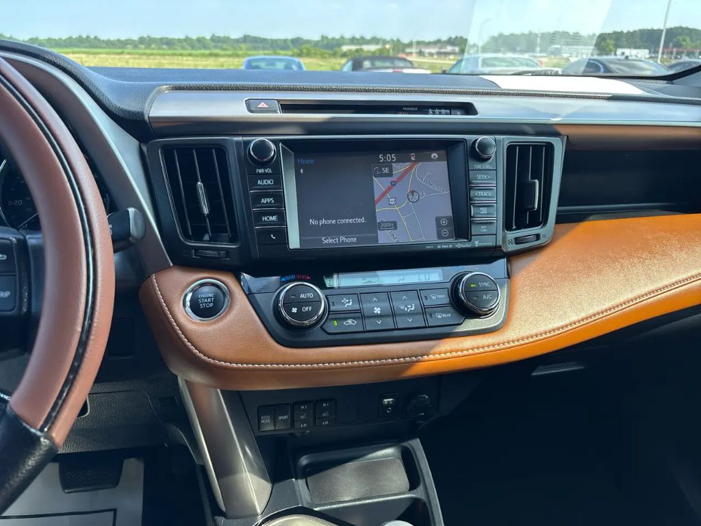 2018 Toyota RAV4 - $20,800