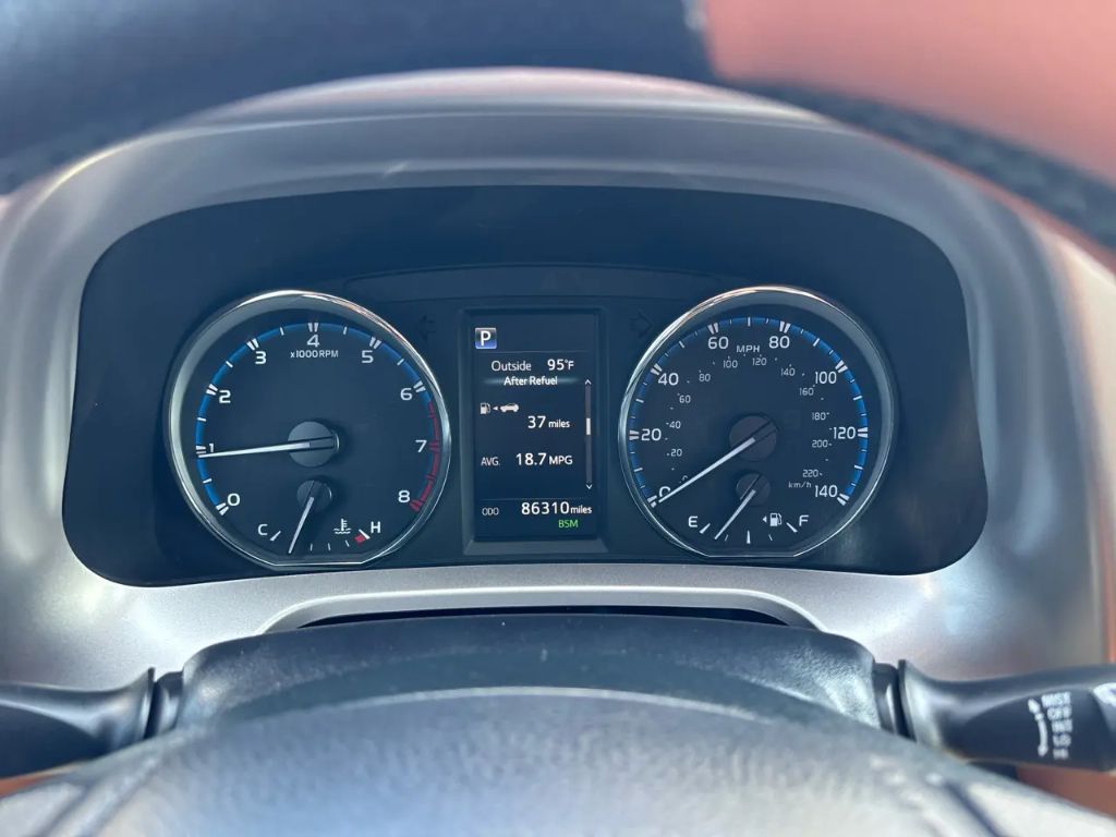 2018 Toyota RAV4 - $20,800