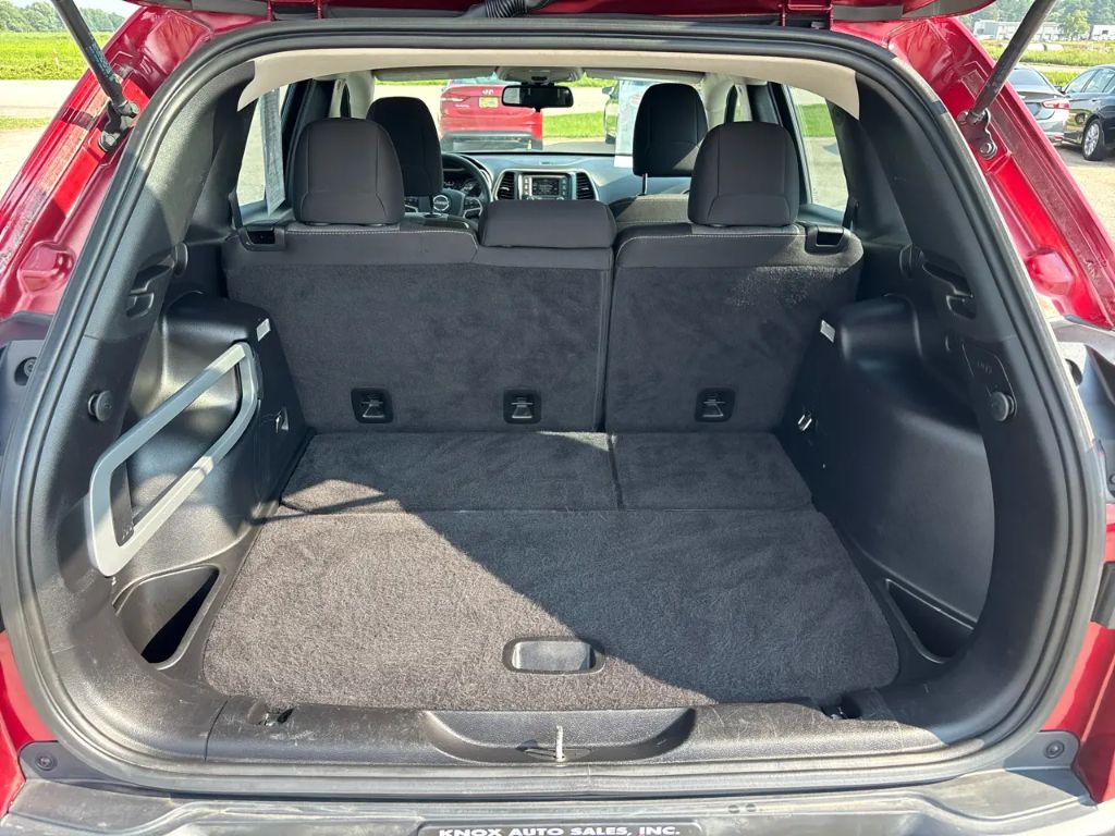 2016 Jeep Cherokee - $9,995