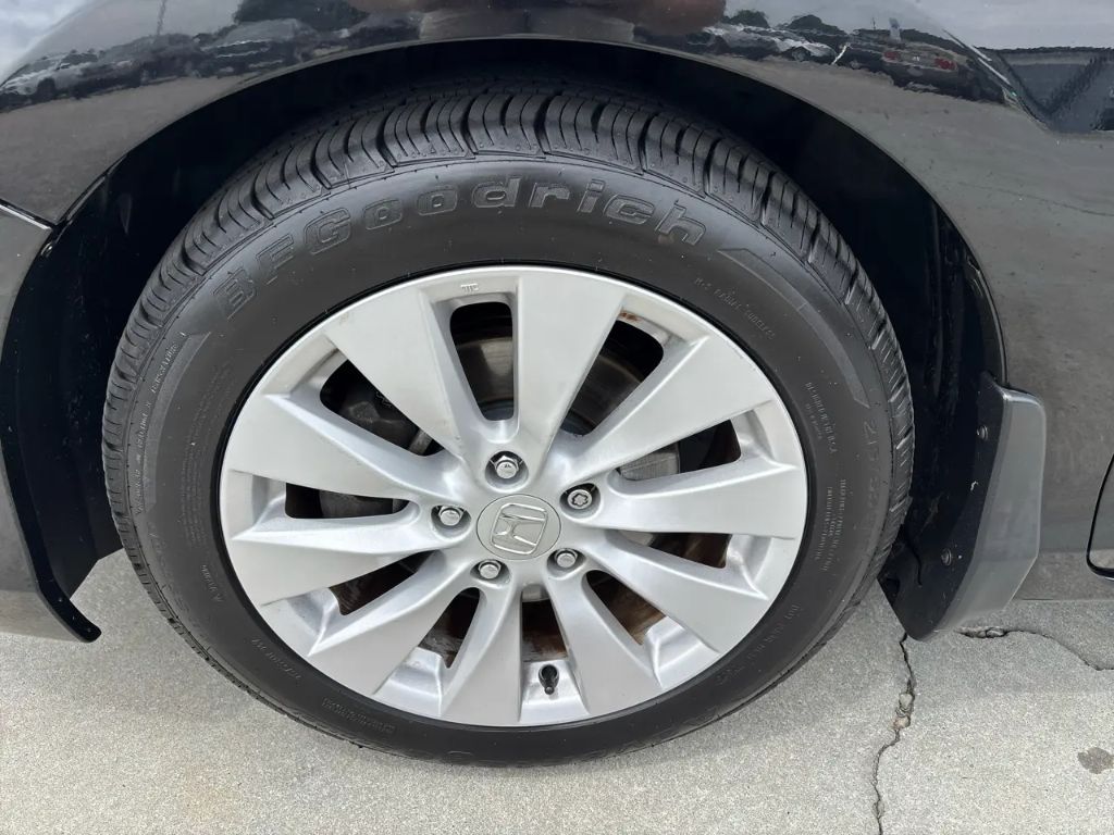 2014 Honda Accord - $10,500