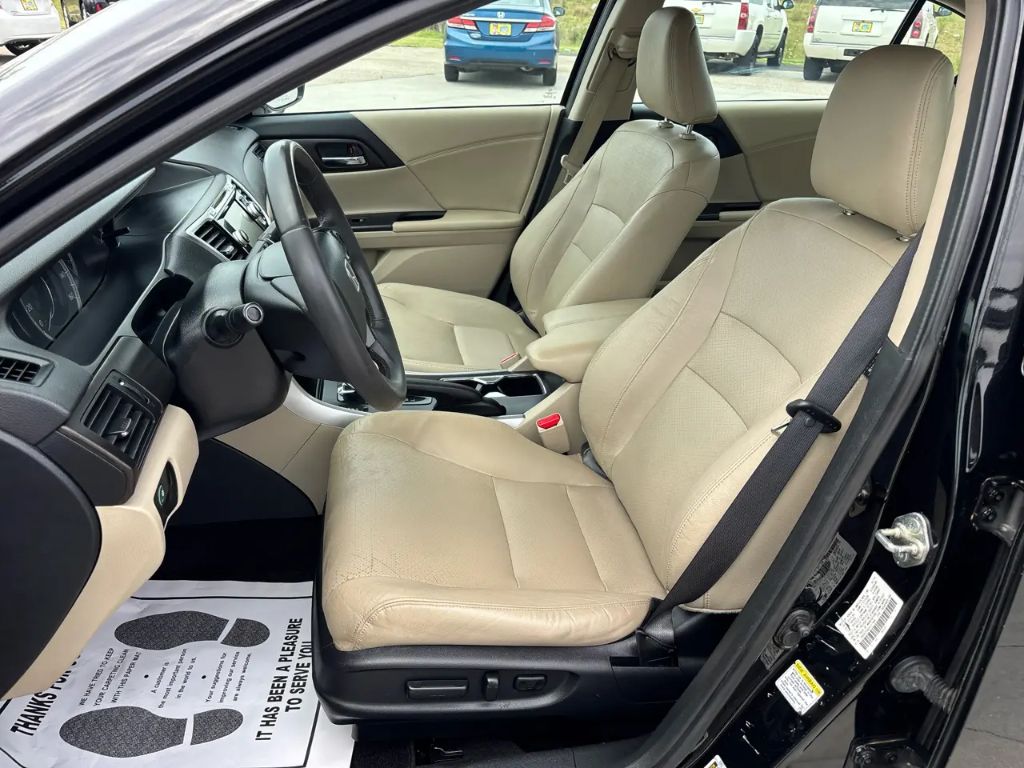 2014 Honda Accord - $10,500