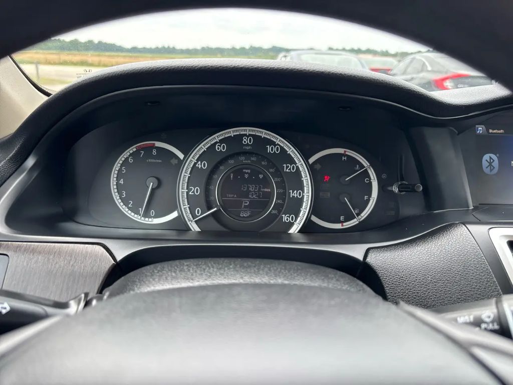 2014 Honda Accord - $10,500