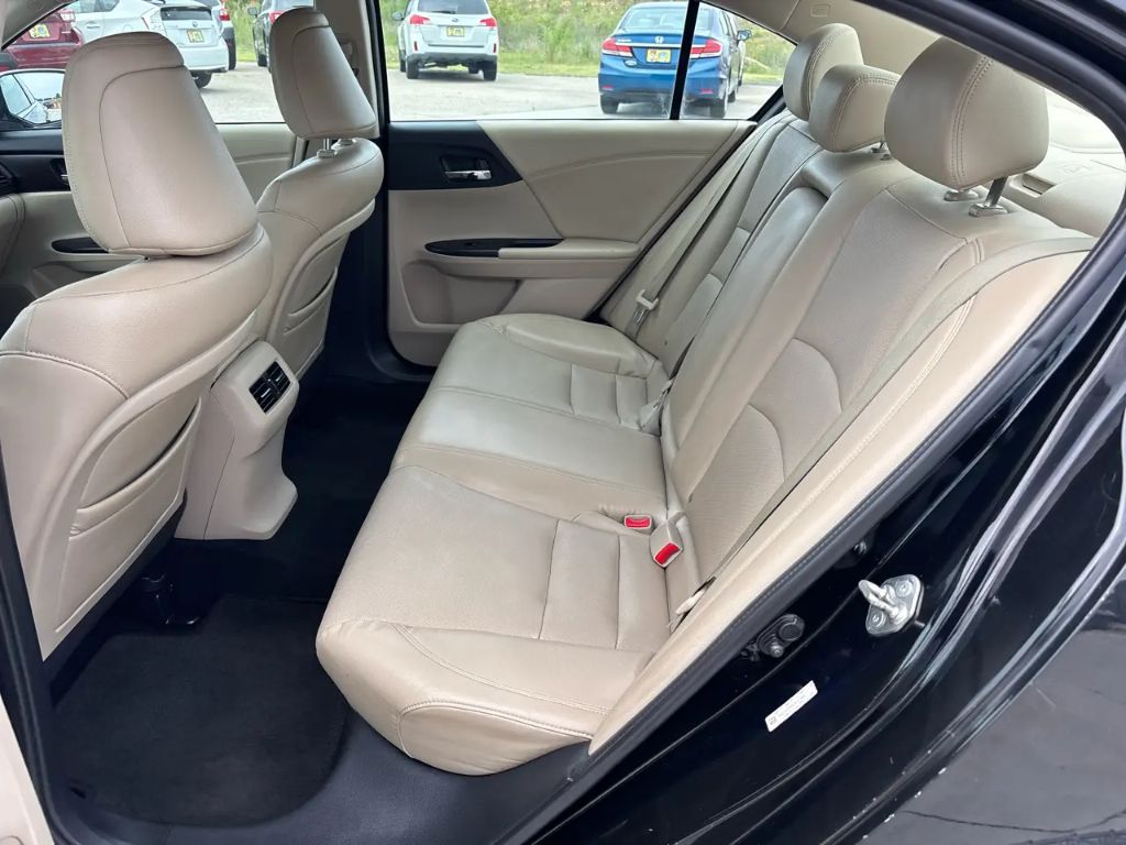 2014 Honda Accord - $10,500