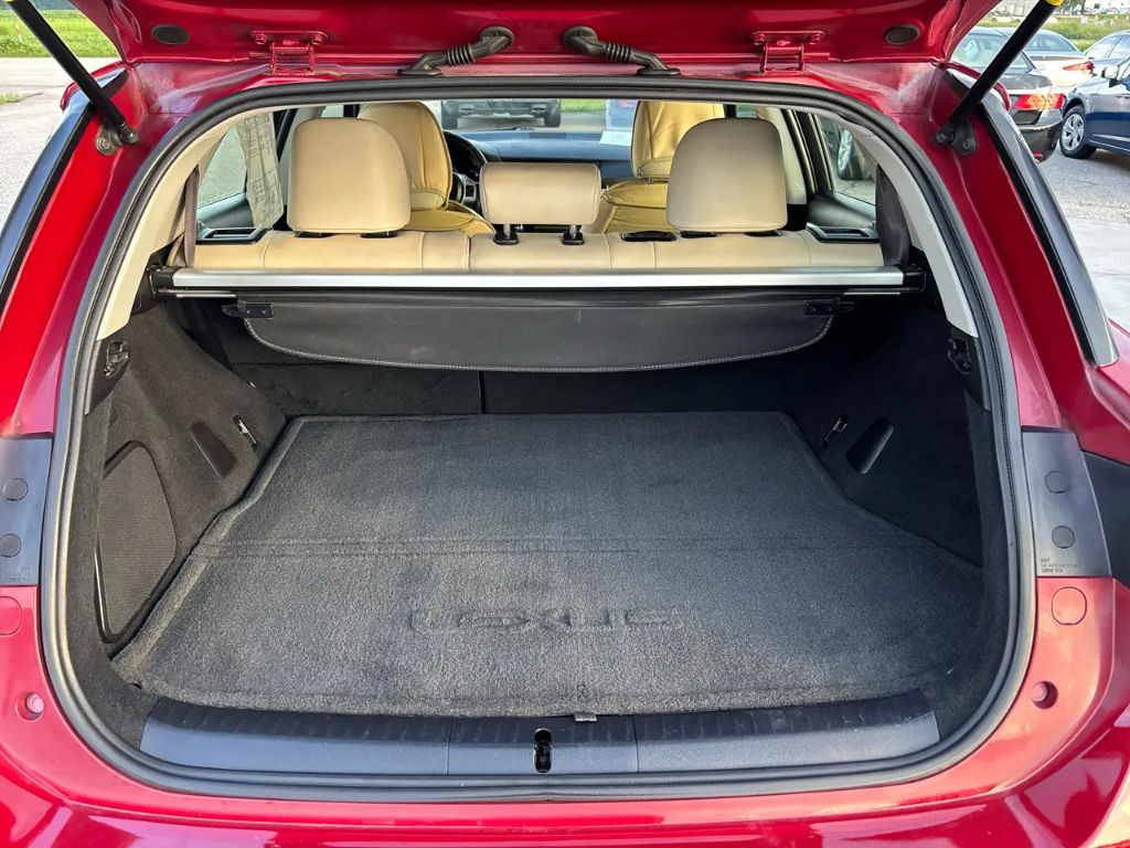 2013 Lexus CT - $10,795