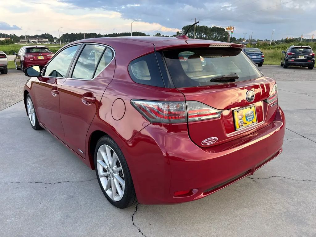2013 Lexus CT - $10,795