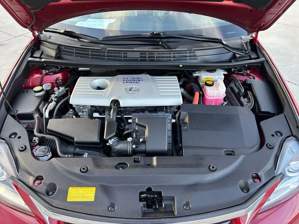 2013 Lexus CT - $10,795