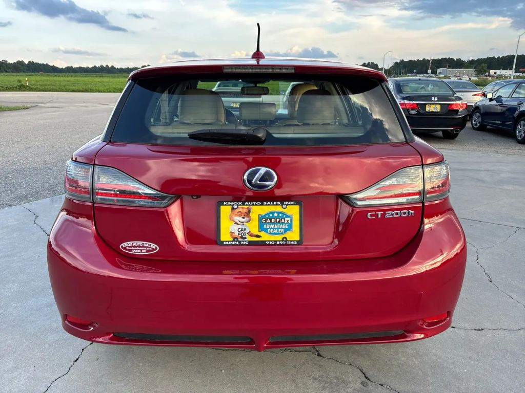 2013 Lexus CT - $10,795