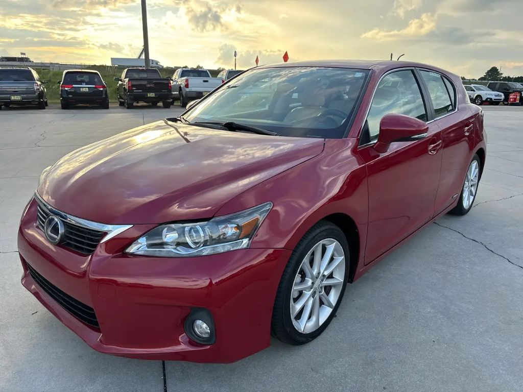 2013 Lexus CT - $10,795
