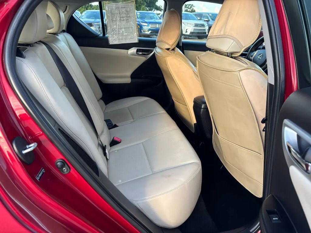 2013 Lexus CT - $10,795