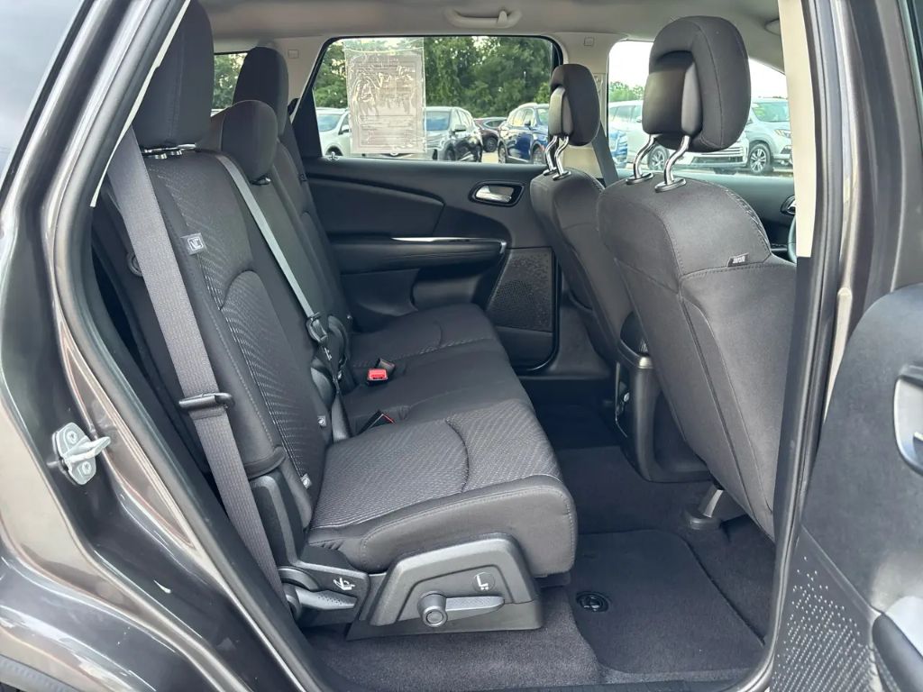 2016 Dodge Journey - $10,495