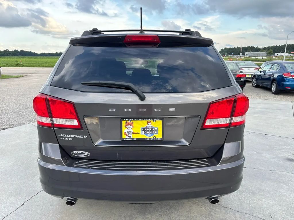 2016 Dodge Journey - $10,495