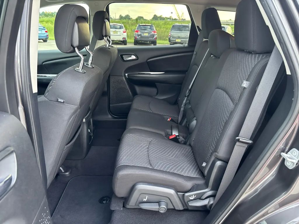 2016 Dodge Journey - $10,495