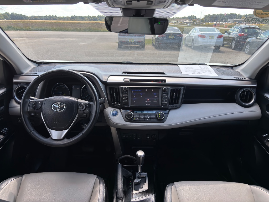 2018 Toyota RAV4 - $21,500