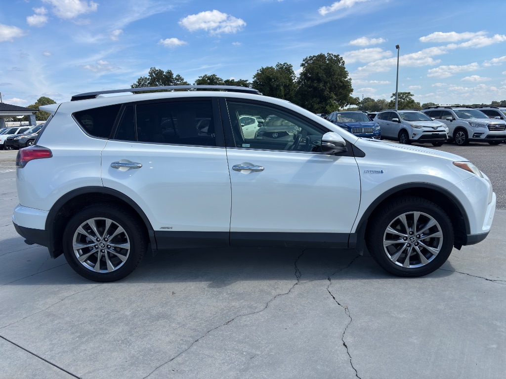 2018 Toyota RAV4 - $21,500