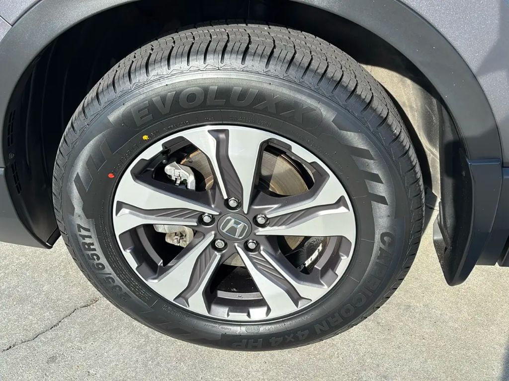 2017 Honda CR-V - $14,995