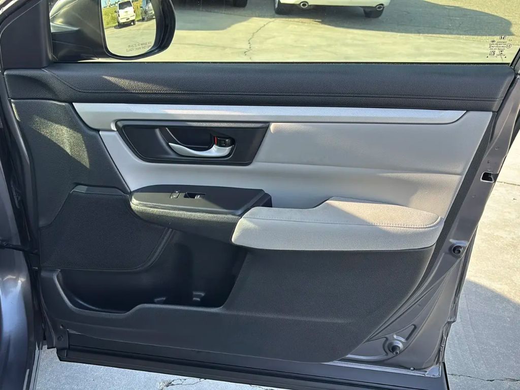 2017 Honda CR-V - $14,995