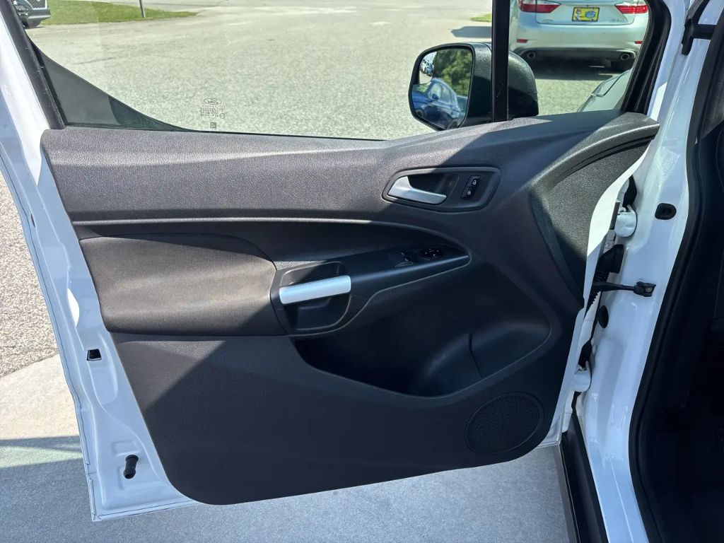 2015 Ford Transit Connect - $8,995