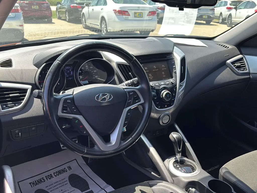 2015 Hyundai Veloster - $9,995