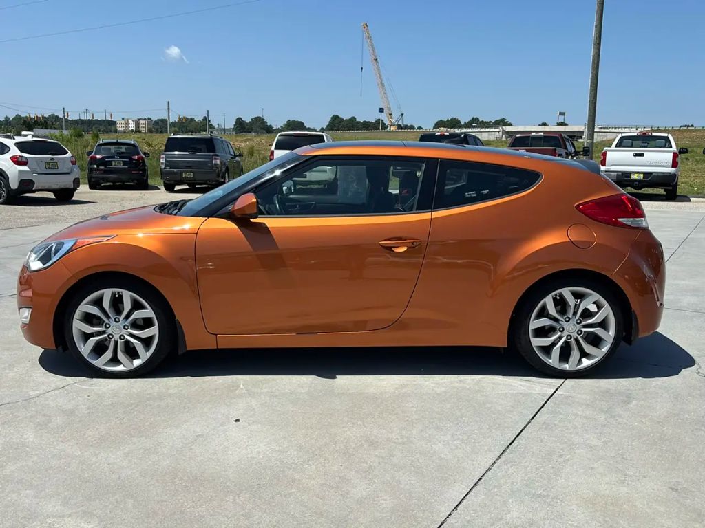 2015 Hyundai Veloster - $9,995
