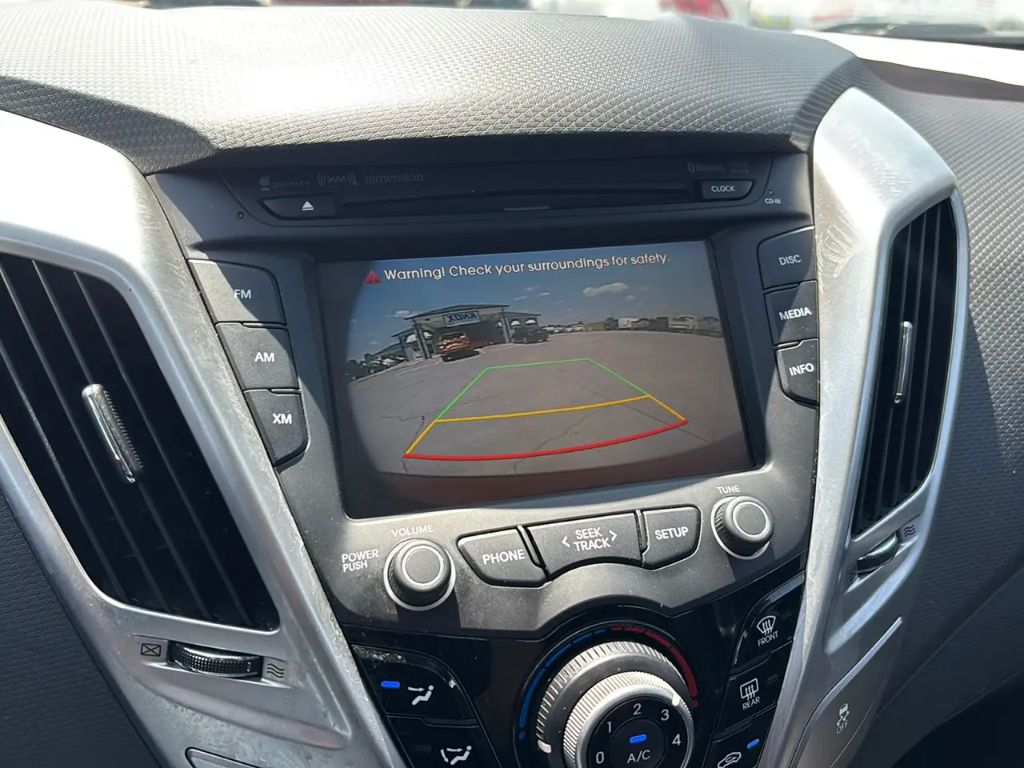 2015 Hyundai Veloster - $9,995
