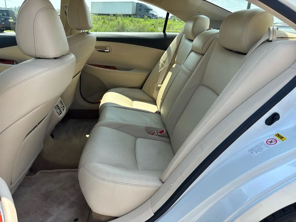 2010 Lexus ES - $9,995