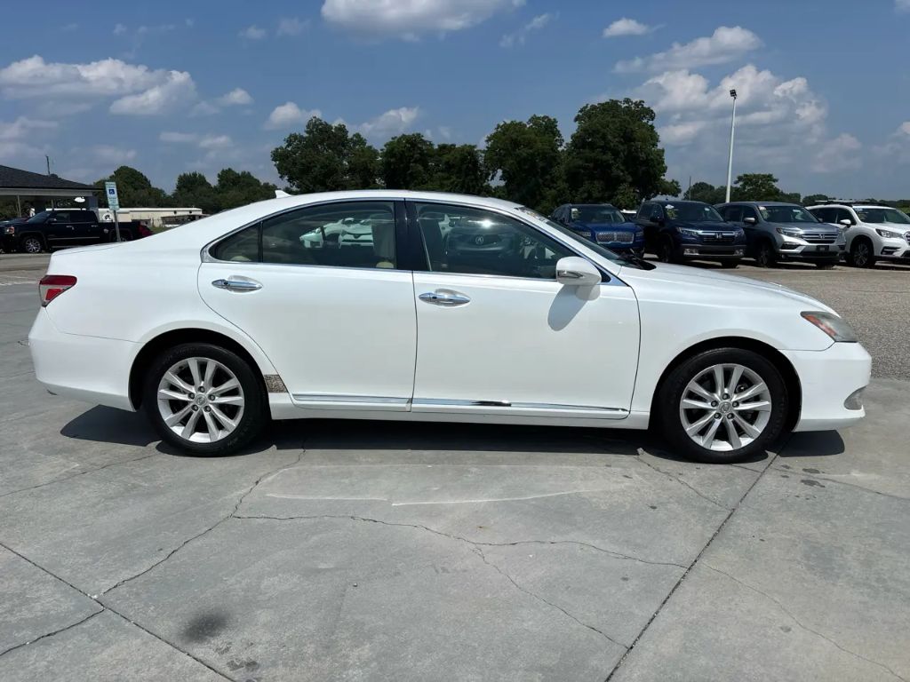 2010 Lexus ES - $9,995