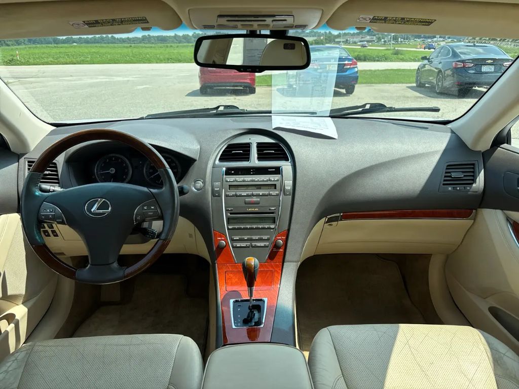 2010 Lexus ES - $9,995