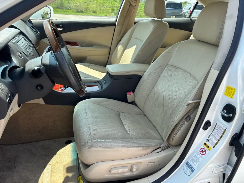 2010 Lexus ES - $9,995
