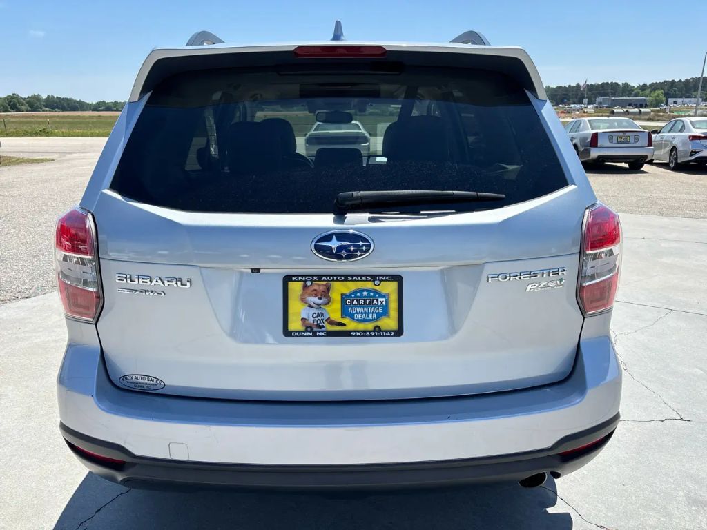 2016 Subaru Forester - $11,000