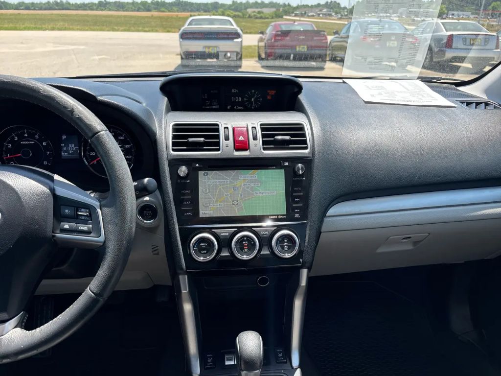 2016 Subaru Forester - $11,000