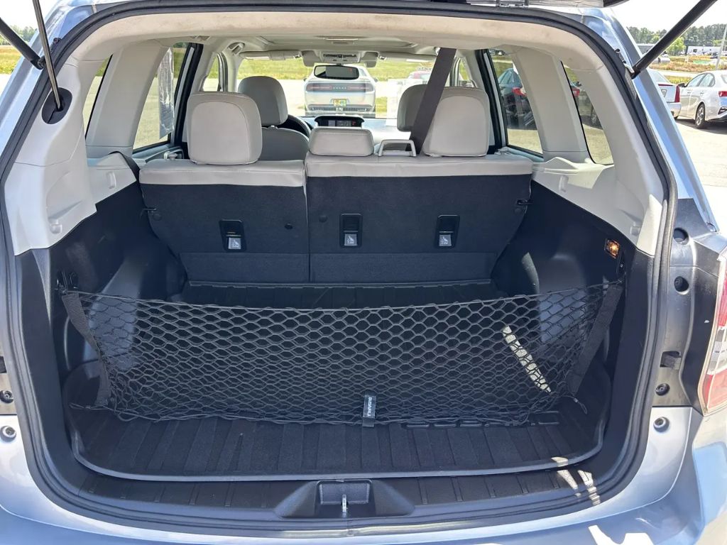 2016 Subaru Forester - $11,000