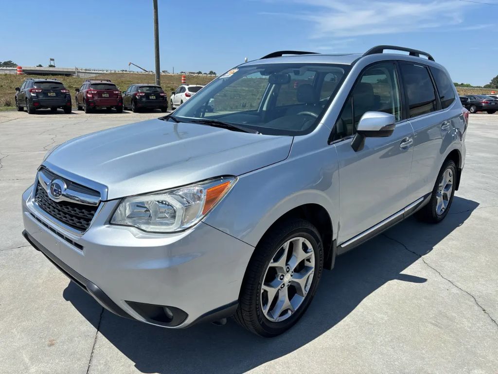 2016 Subaru Forester - $11,000