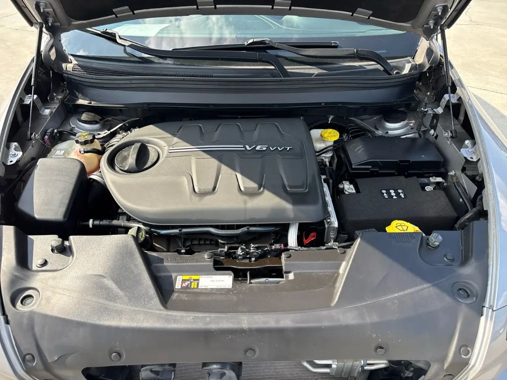 2018 Jeep Cherokee - $11,000