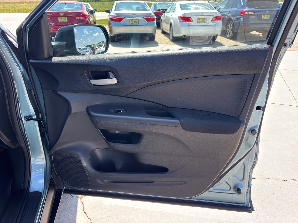 2014 Honda CR-V - $10,500