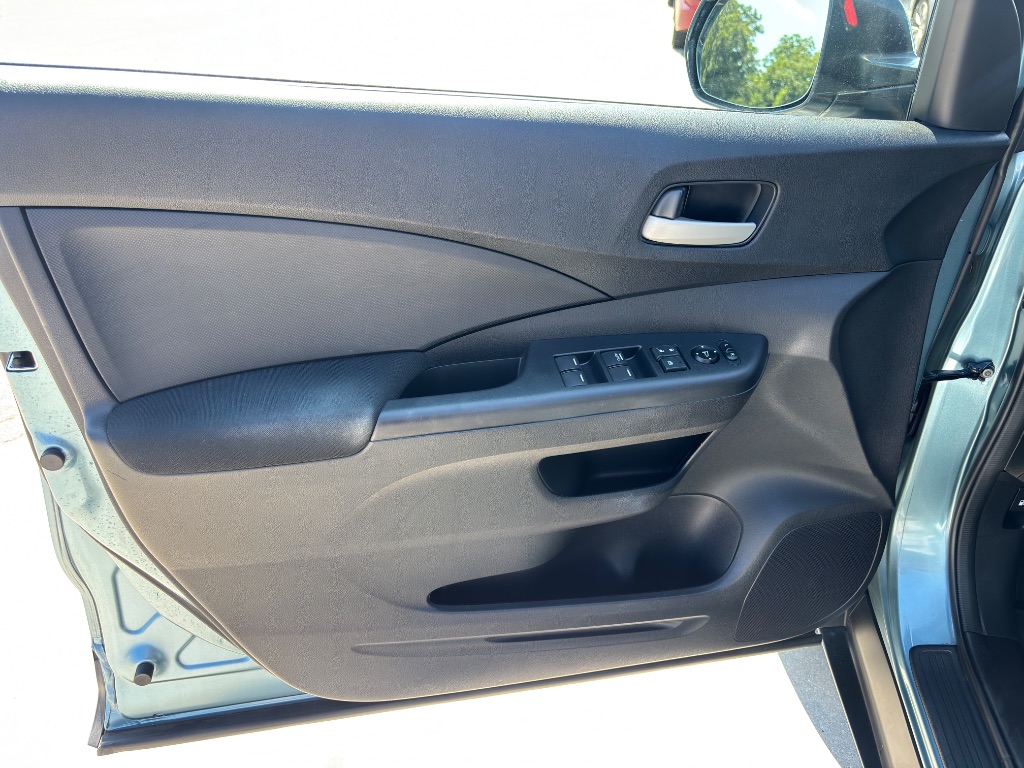 2014 Honda CR-V - $10,500